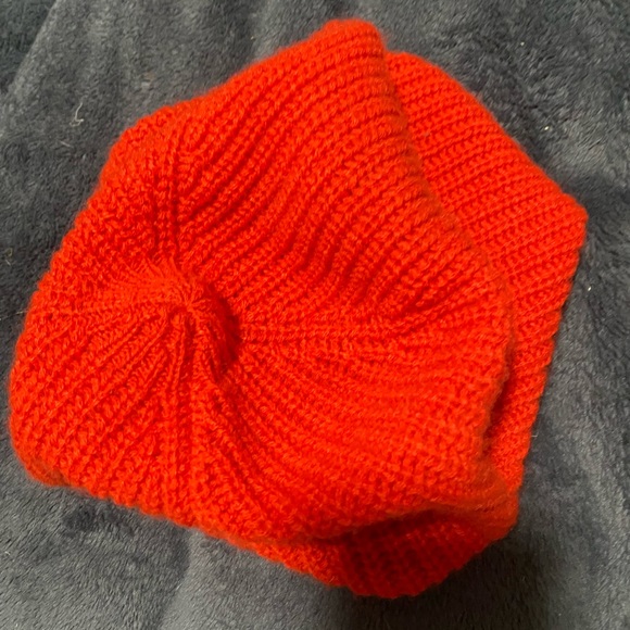 !!!SOLD!!! Cashmere beanie hat - Picture 2 of 4